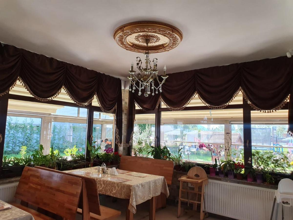 Sultan Mehmet Pensiune & Restaurant Braşov Dış mekan fotoğraf
